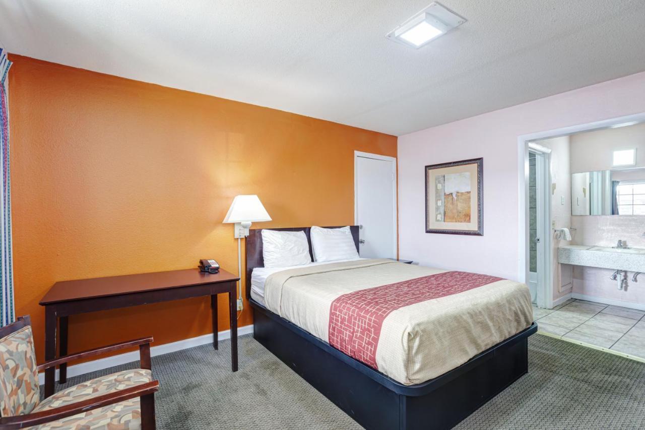 Regency Inn 페이엇빌 외부 사진