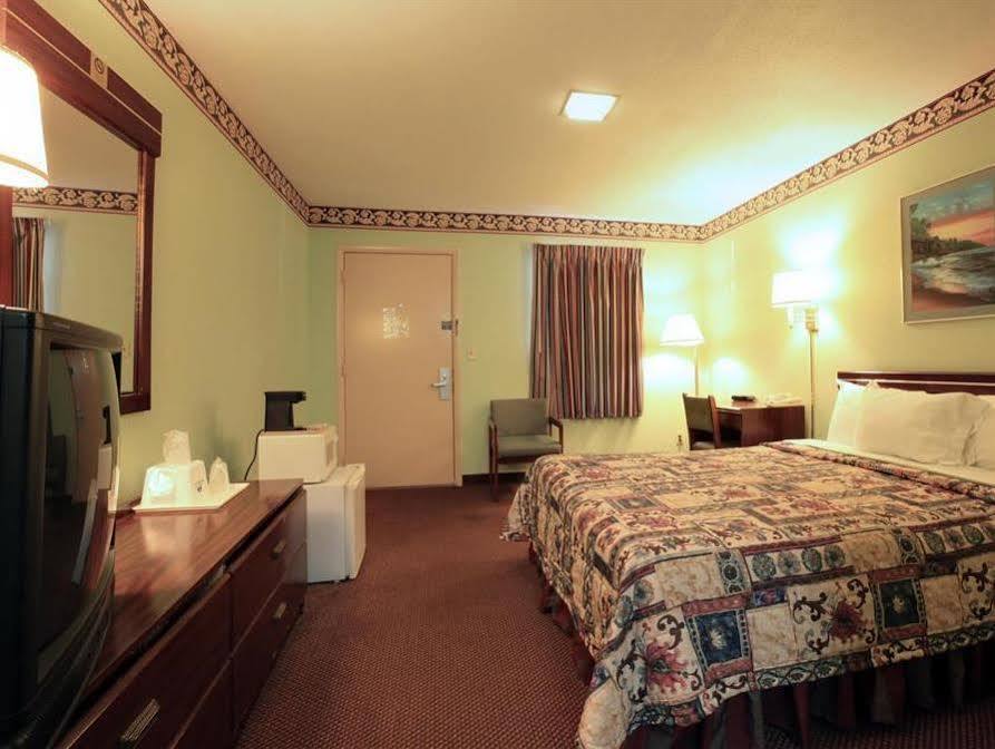 Regency Inn 페이엇빌 외부 사진